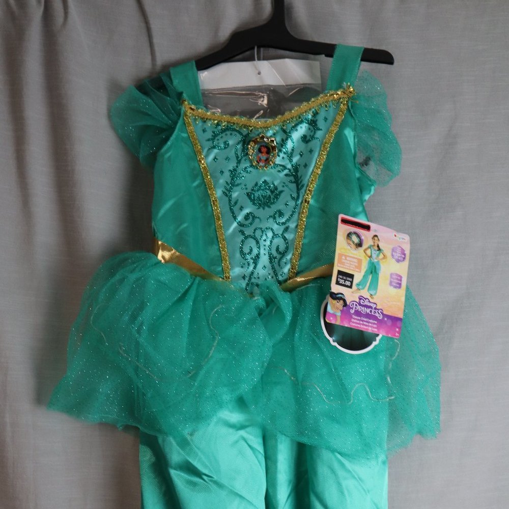 Disney Princess Jasmine Light up Kids Costume size 3T/4T